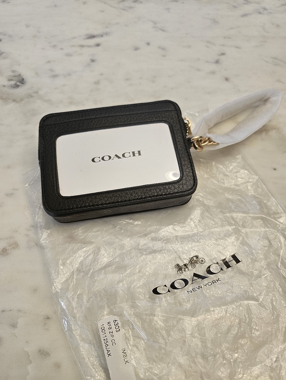 Brand New COACH Zip Card Case